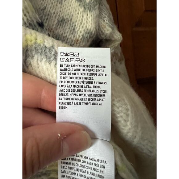 NWT American Eagle Women's Soft & Cozy Fair Isle Sweater Hoodie Multicolor SZ XS - Picture 6 of 12